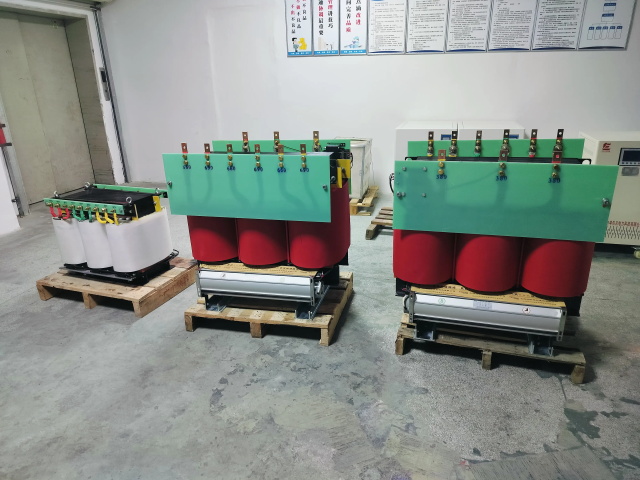 铁山KS11-1000KVA矿用变压器